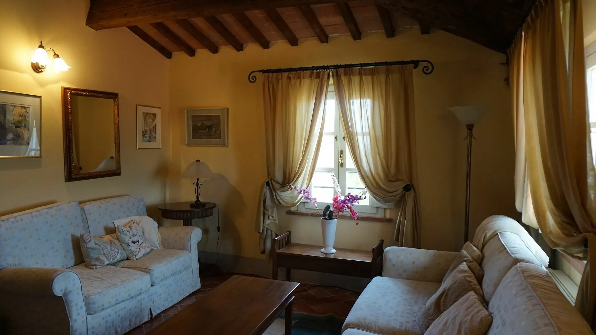 Borgo Di Colleoli Resort Palaia Italy