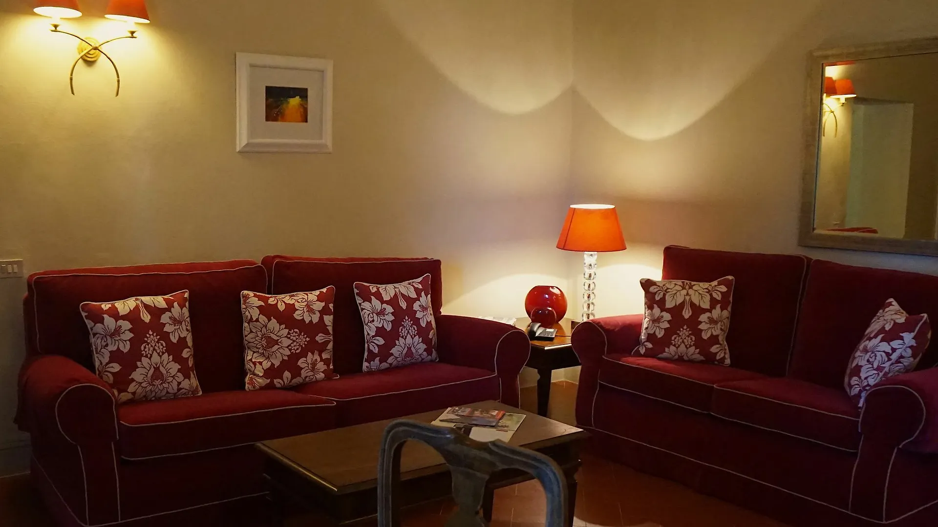 Borgo Di Colleoli Resort Palaia