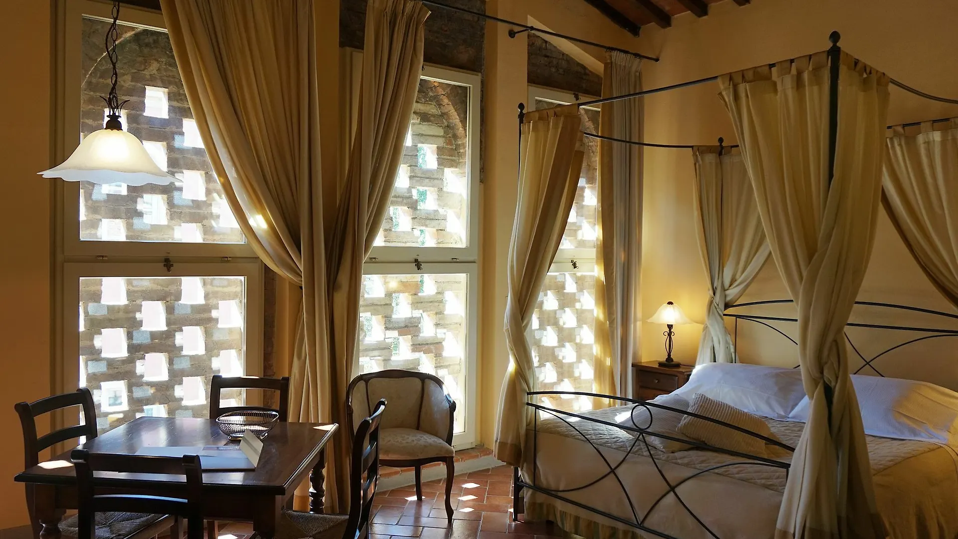Borgo Di Colleoli Resort Palaia 0*,