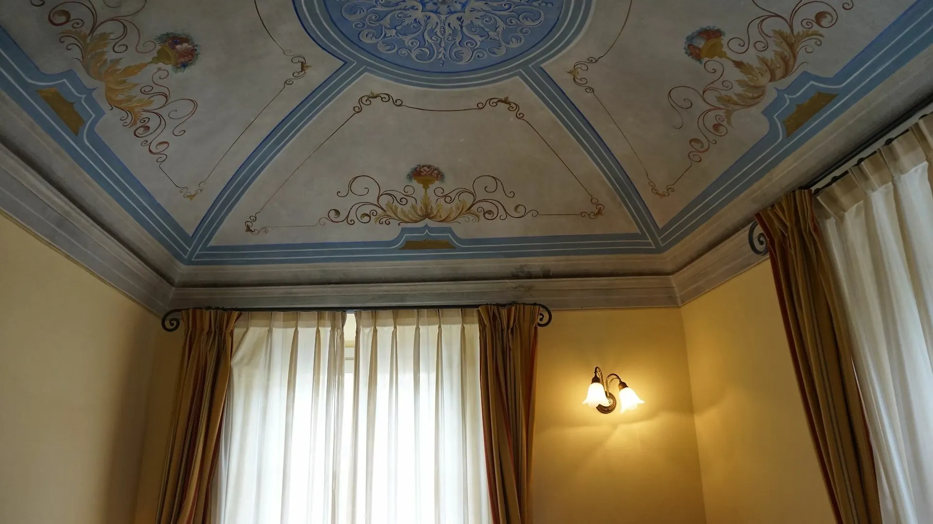 Borgo Di Colleoli Resort Palaia Italy