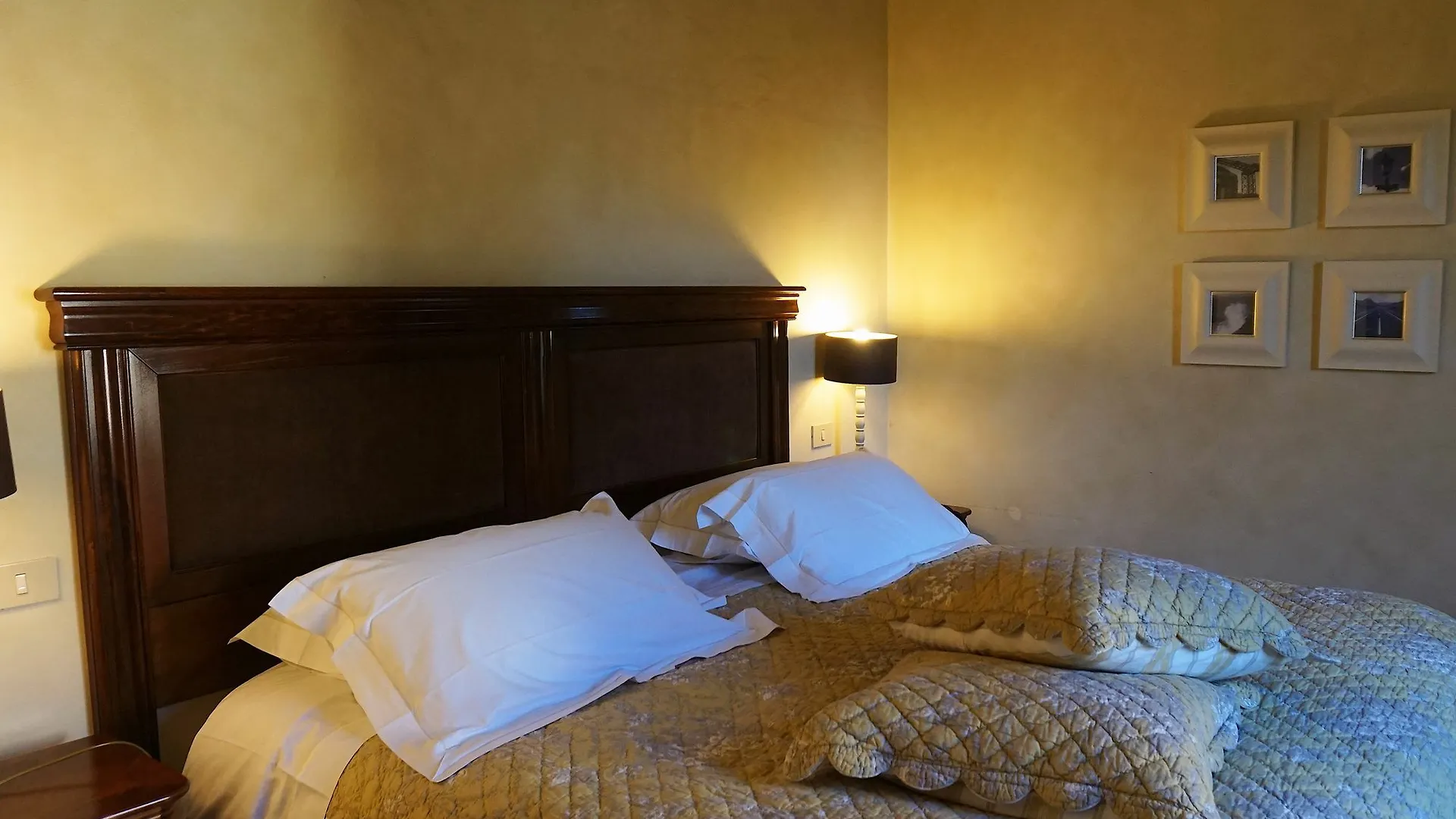 Borgo Di Colleoli Resort Palaia Italy