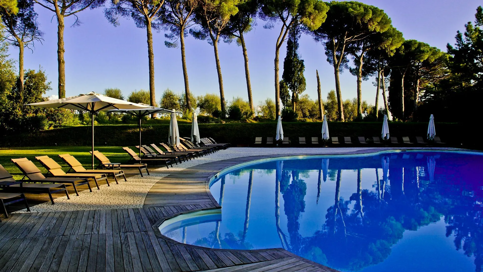 Borgo Di Colleoli Resort Palaia Italy