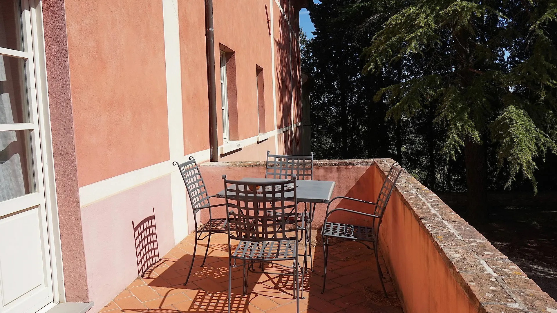 Borgo Di Colleoli Resort Palaia 0*,  Italy